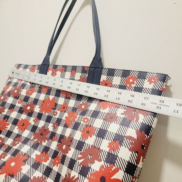 Tommy Hilfiger Talia Daisy Red White Blue Reversible Tote 18 x 12 - Picture 7 of 8